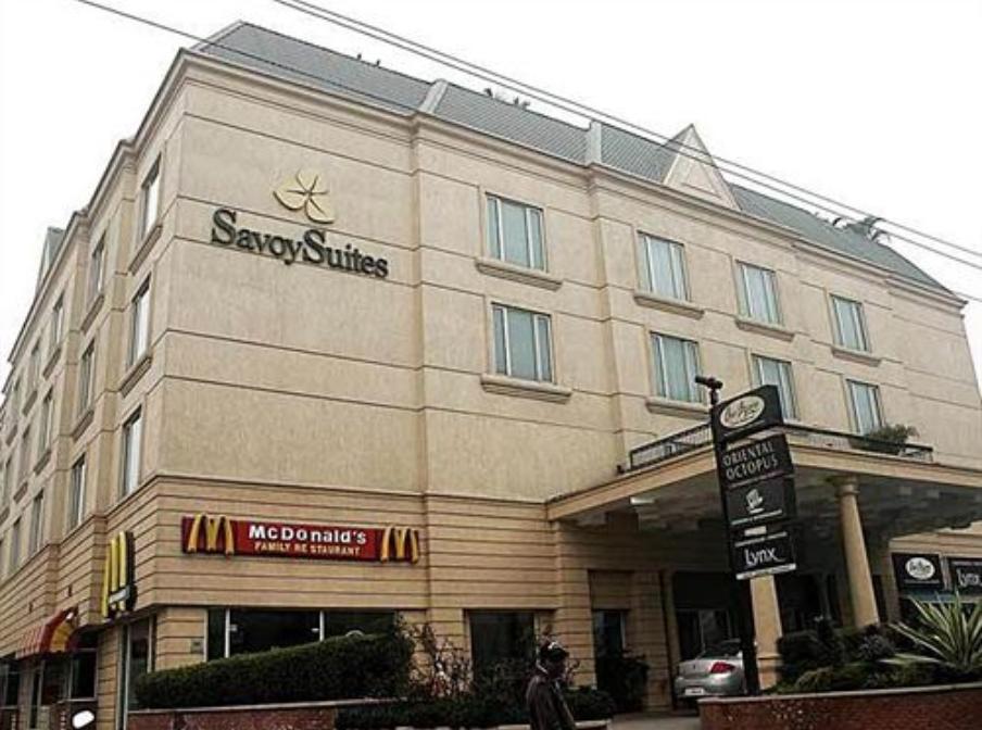 Savoy Suites Νόιντα Εξωτερικό φωτογραφία